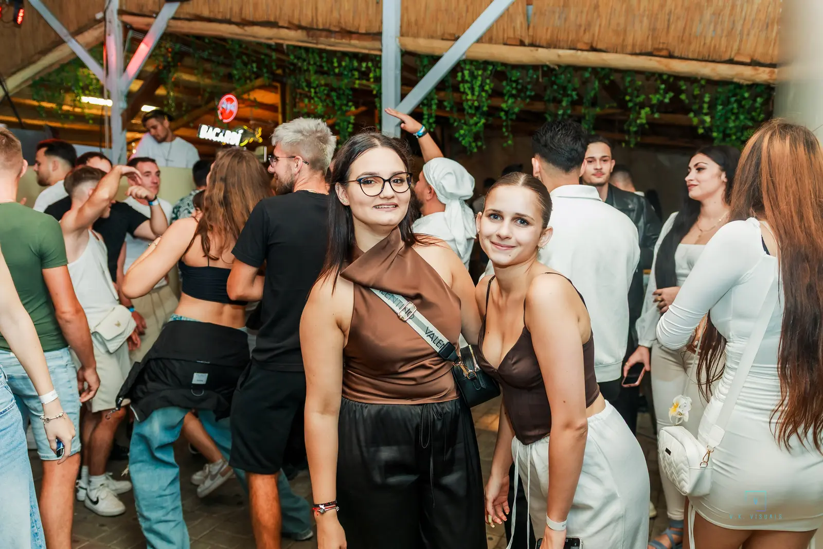Summer Saturdays — seară fierbinte la Pub 10