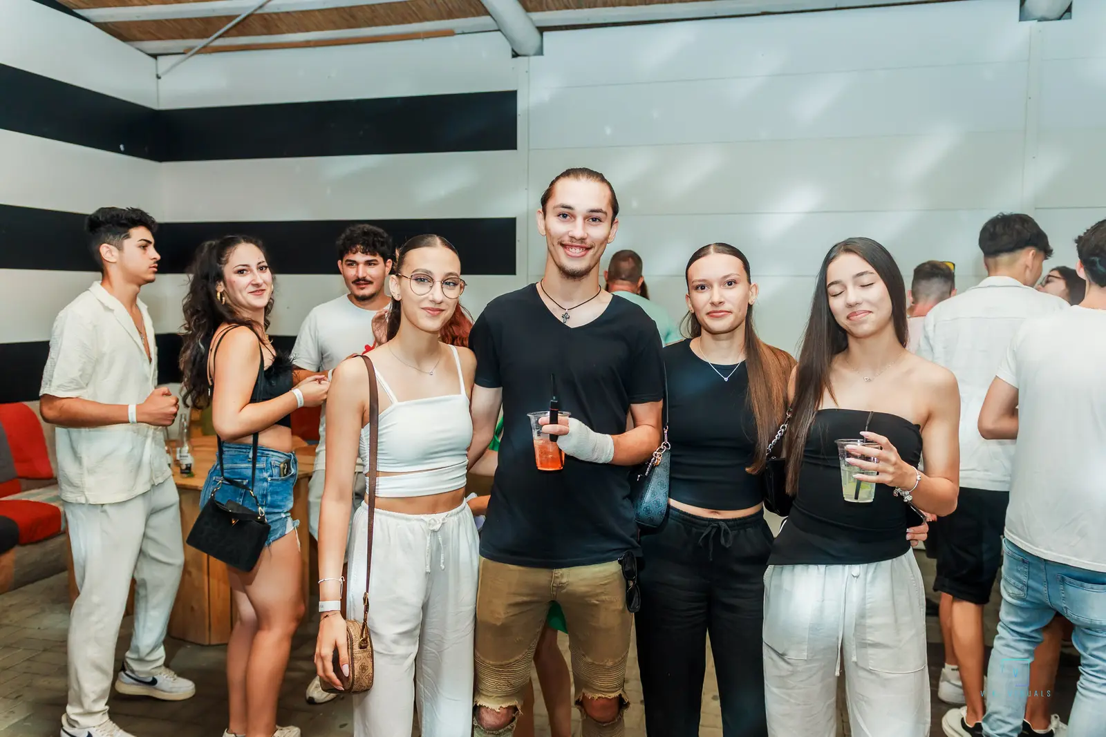 Summer Saturdays — seară fierbinte la Pub 11