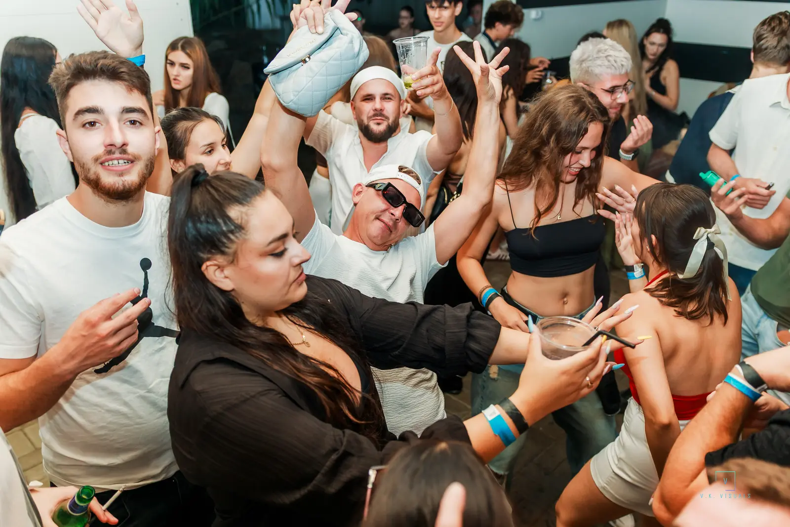 Summer Saturdays — seară fierbinte la Pub 12