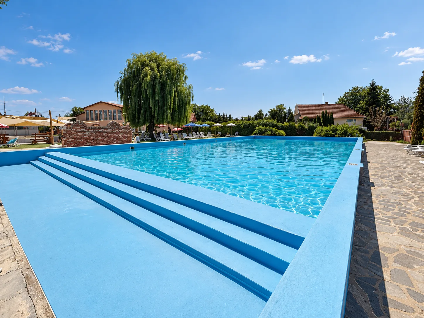 Bazinul olimpic cu apă rece de la Thermalis Strand Carei